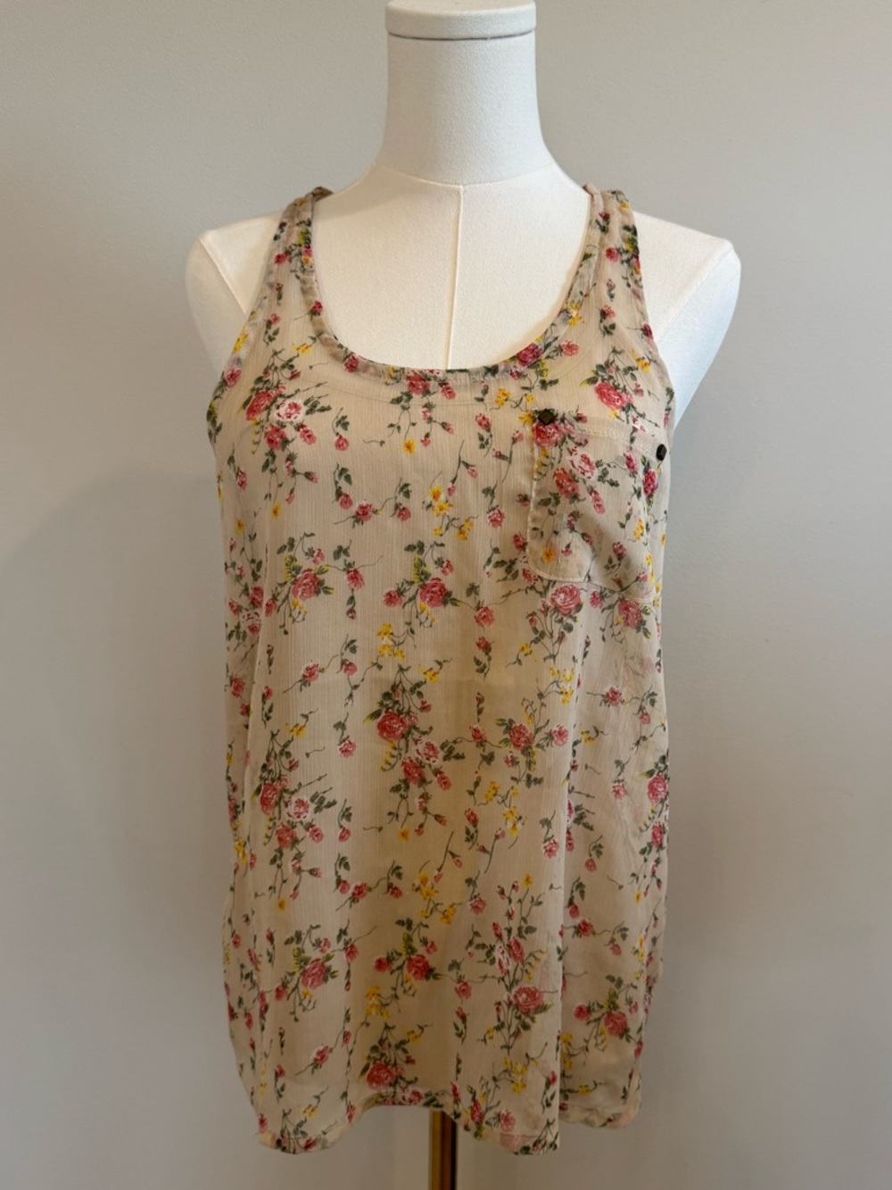 Floral Scoop Neck Sleeveless Tank Top - Beige